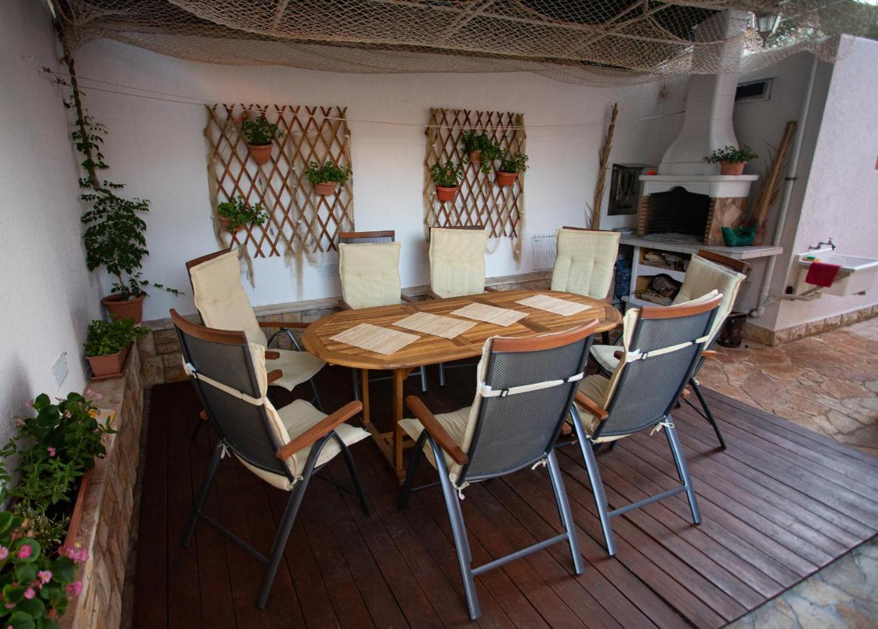 Apartments Ljubo 斯塔里格勒 外观 照片
